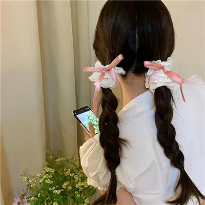 素昧平生的两人